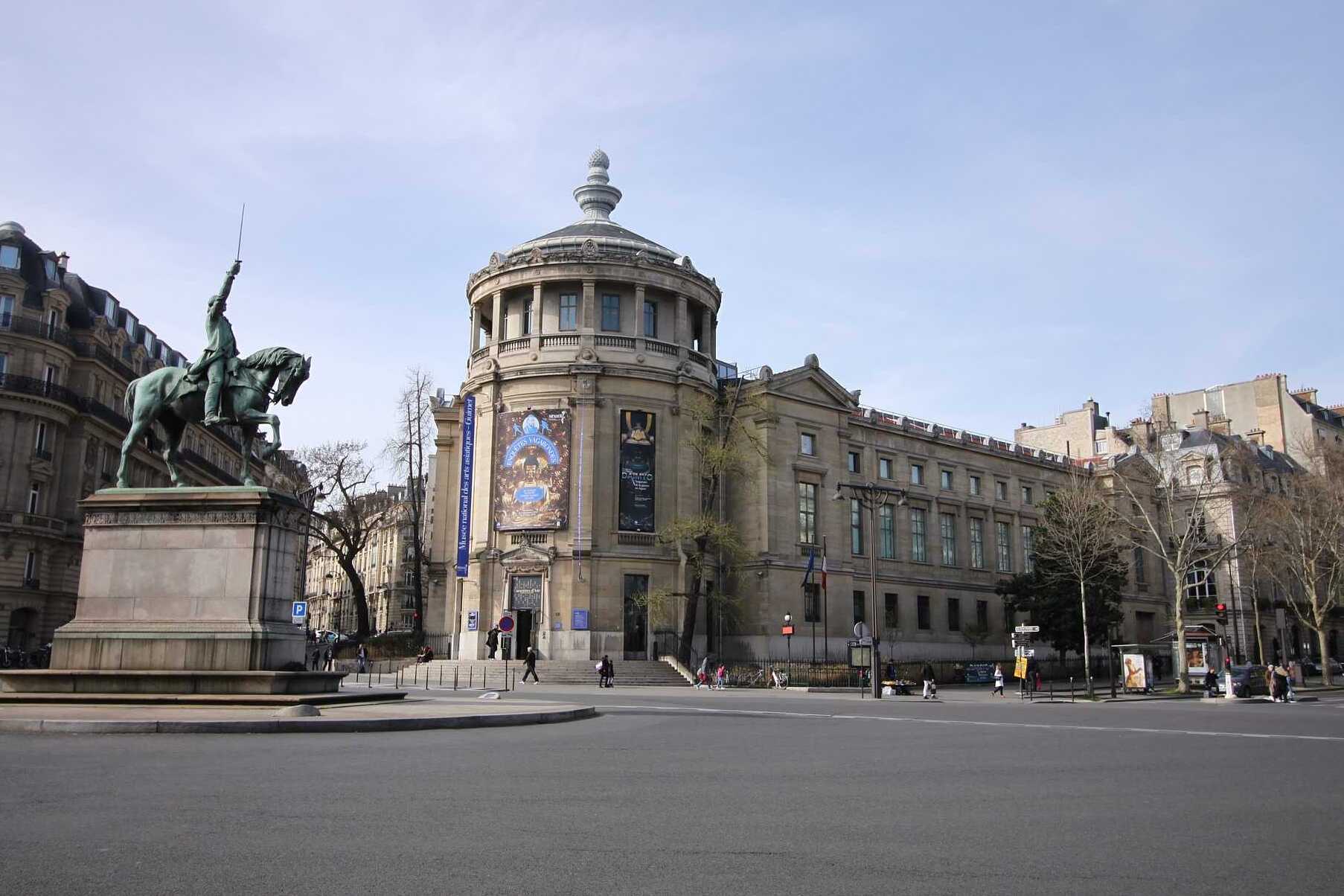 Guimet Museum: موزه ملی هنرهای آسیایی - Paris | Secret World Trip Planner