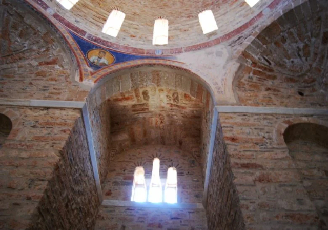 L'église Agia Sofia - Monemvasia | Secret World Trip Planner
