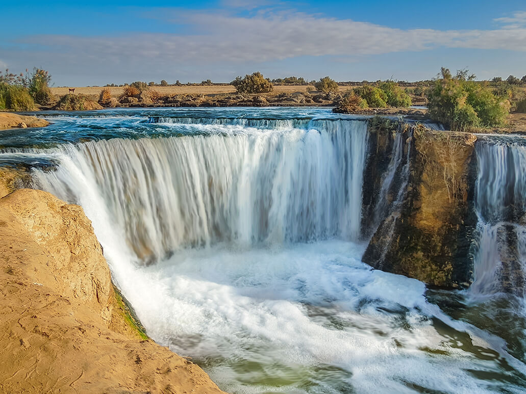 Wadi El Rayan Waterfalls — Al Faiyum Governorate Desert