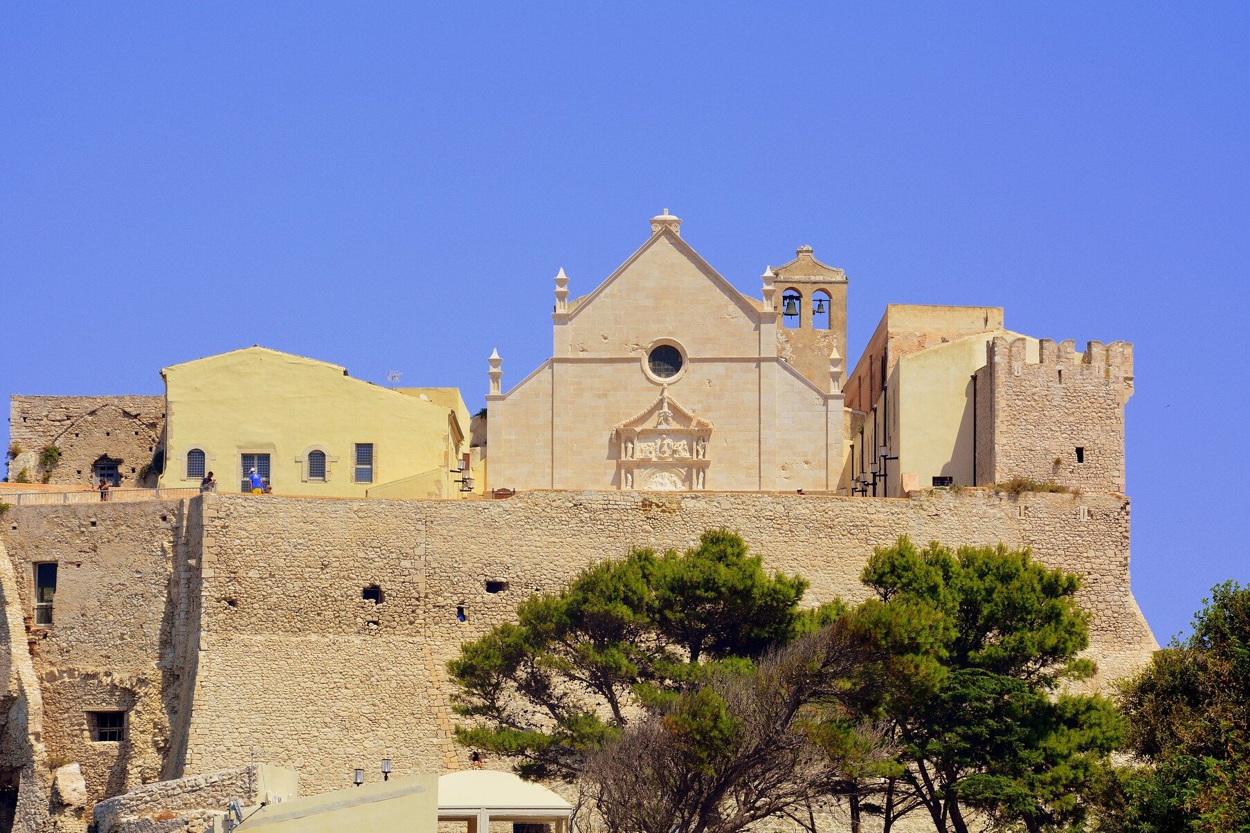 Sanctuaire abbatial de Santa Maria a Mare, îles Tremiti — San Nicola di Tremiti