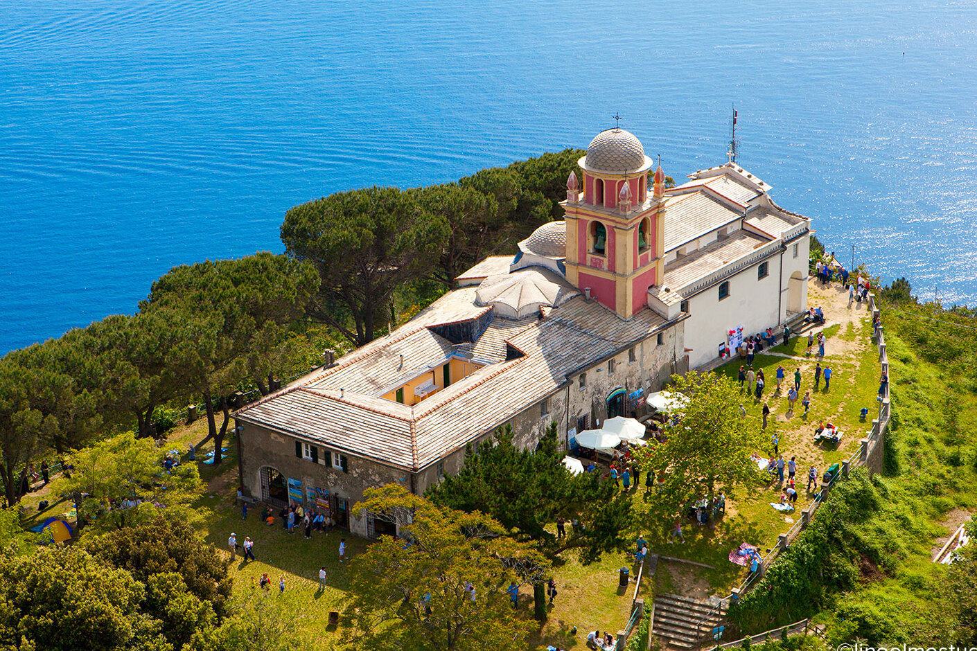 Utočište naše Gospe od Montenera u Riomaggioreu. - 19017 Riomaggiore SP | Secret World Trip Planner