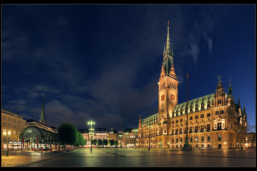 Primăria Din Hamburg - Hamburg | Secret World Trip Planner