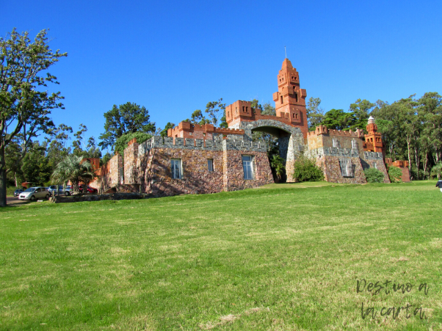 Château de Pittamiglio - Estación Las Flores | Secret World Trip Planner