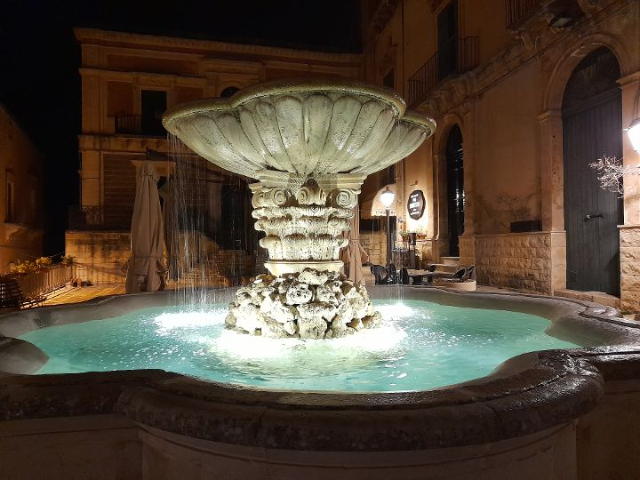 The Fountain in Cathedral Square - Ragusa | Secret World Trip Planner