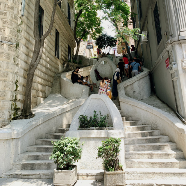 Escalier Camondo - Bankalar Cd. NO:10 | Secret World Trip Planner