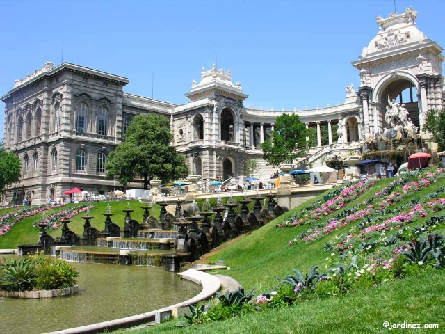Parc du palais Lonchamp - Marseille | Secret World Trip Planner