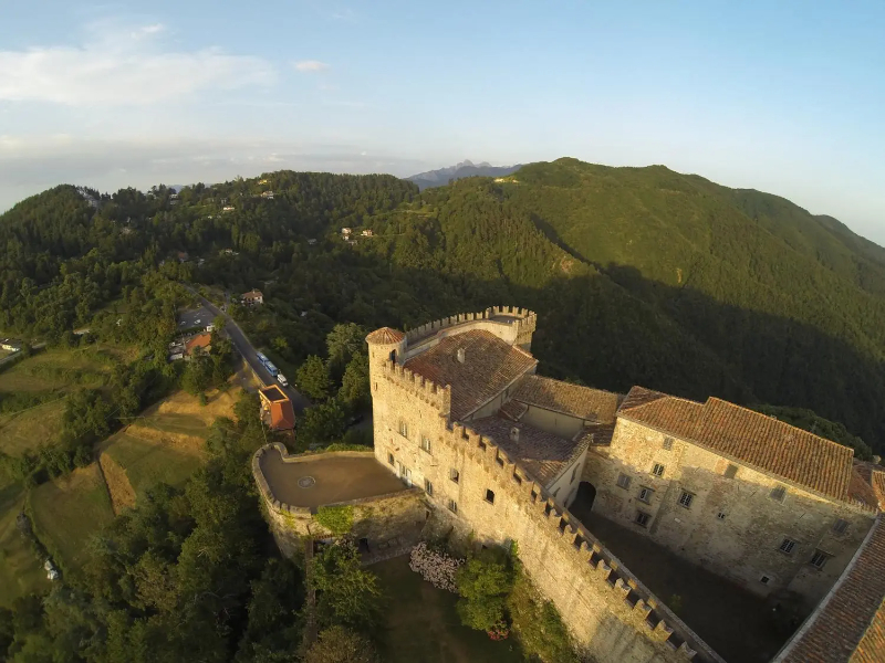 Le château Malaspina de Fosdinovo - Fosdinovo | Secret World Trip Planner