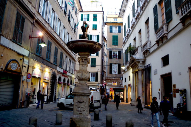 Геракл у краме - Genova | Secret World Trip Planner