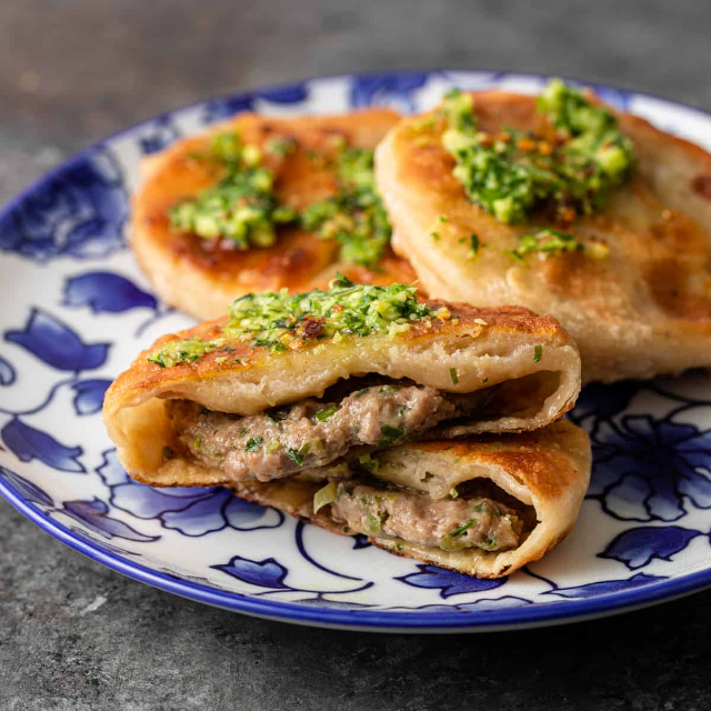 Deep-Fried Meat Pie - Chengdu | Secret World Trip Planner