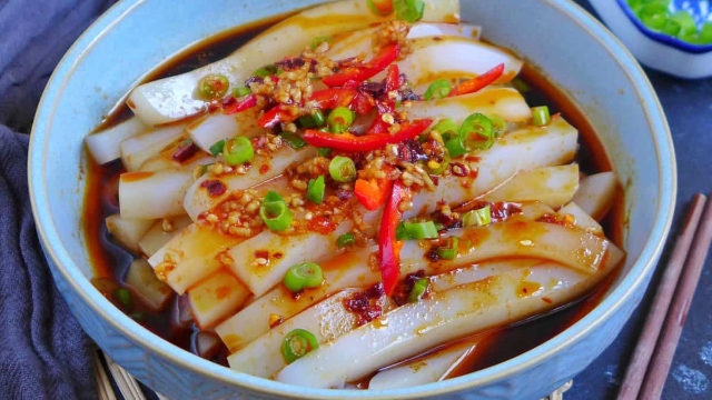 Noodle Jelly in Red Oil, - Chengdu | Secret World Trip Planner