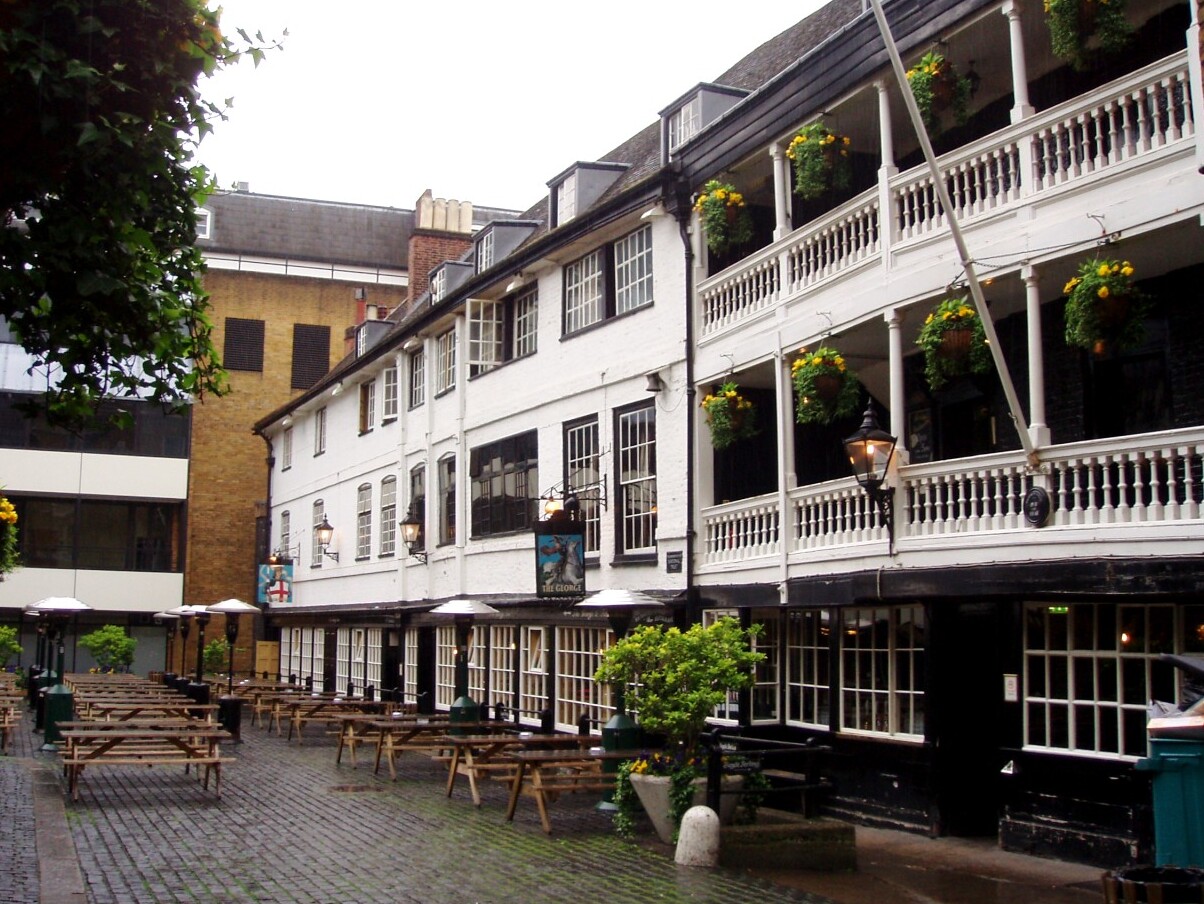جارج سرائے - 75 Borough High St | Secret World Trip Planner