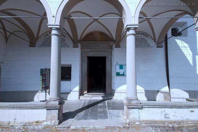 Calomini remeteség - Vergemoli | Secret World Trip Planner
