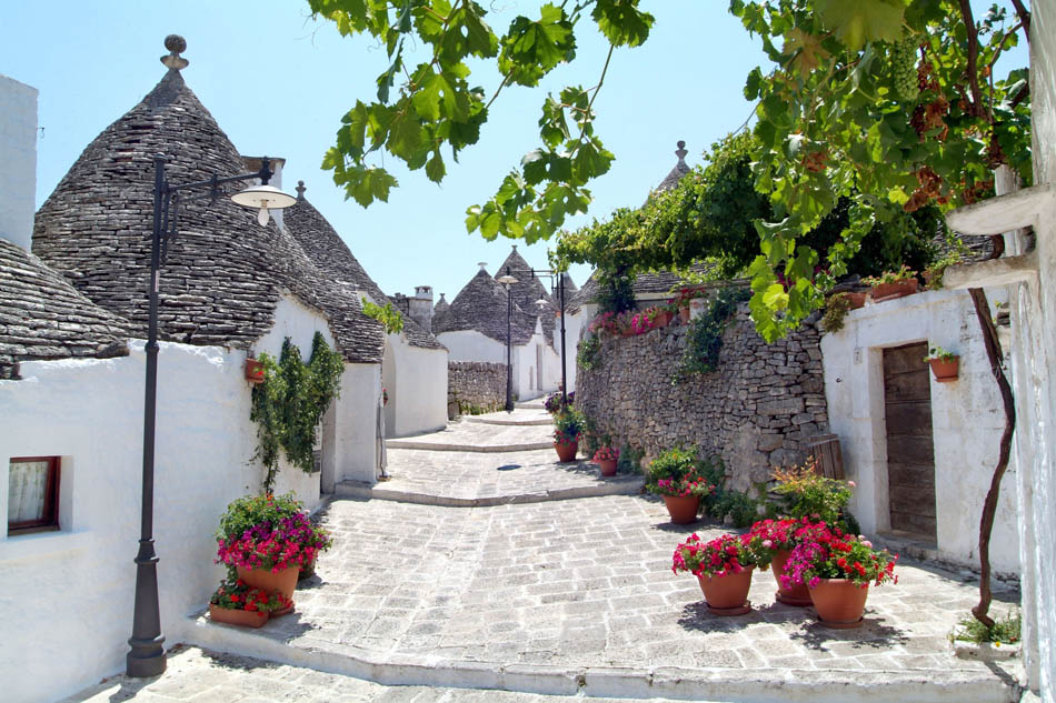 ಅಲ್ಬೆರೊಬೆಲ್ಲೊ ಮತ್ತು ಅದರ ಟ್ರುಲ್ಲಿ - Alberobello BA | Secret World Trip Planner