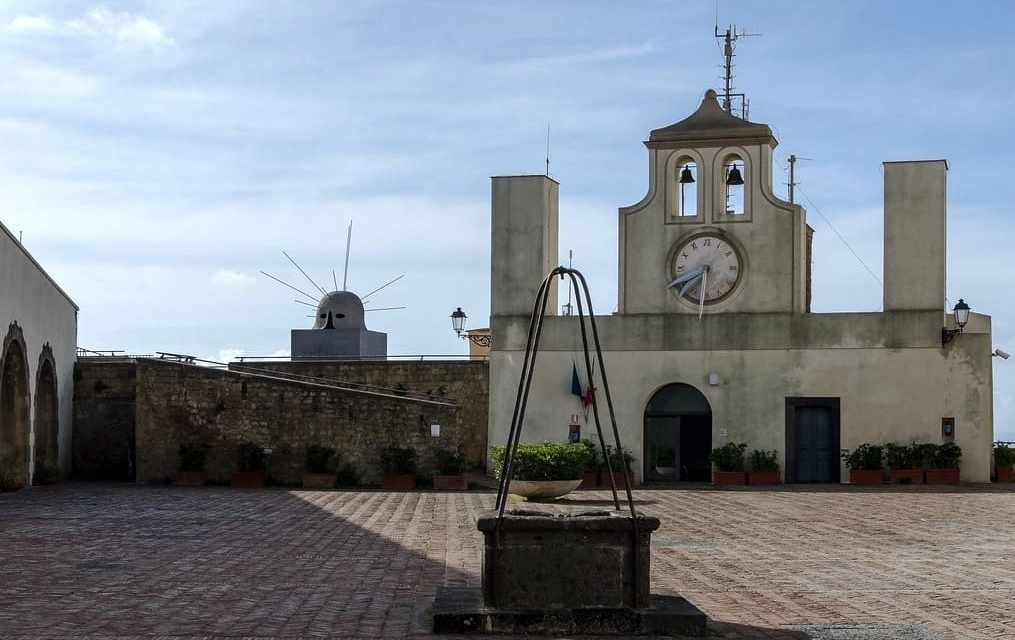 Castel Sant'Elmo e Museo del Novecento - Napoli | Secret World Trip Planner
