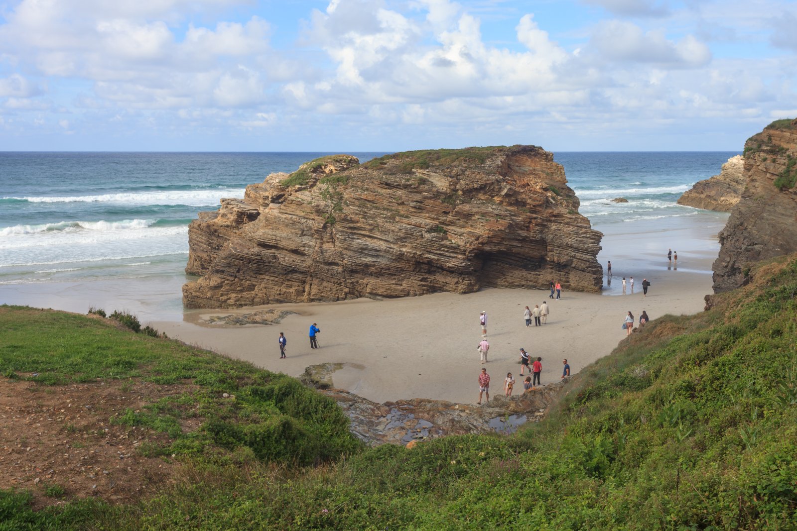The praia das Catedrais beach is a natural monument - Praia das Catedrais | Secret World Trip Planner
