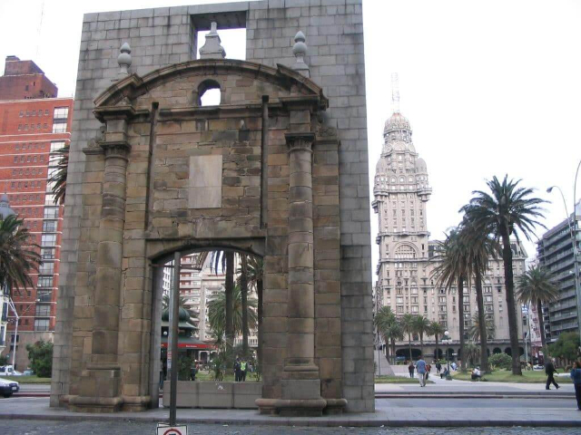 La citadelle de Montevideo - Montevideo | Secret World Trip Planner