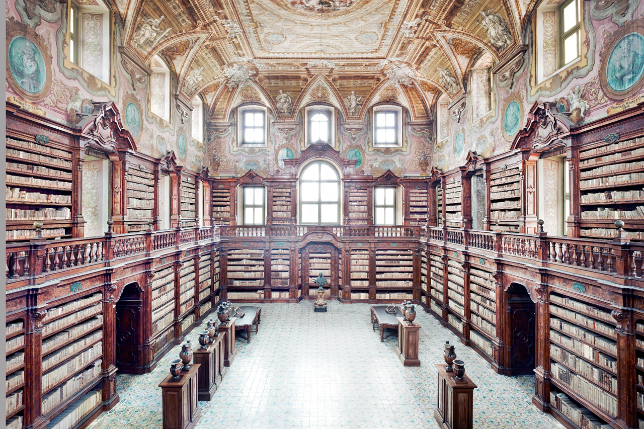 Girolamini-Bibliothek - Neapel - Napoli | Secret World Trip Planner