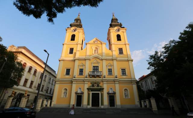 St. Anna-Kathedrale - Debrecen | Secret World Trip Planner