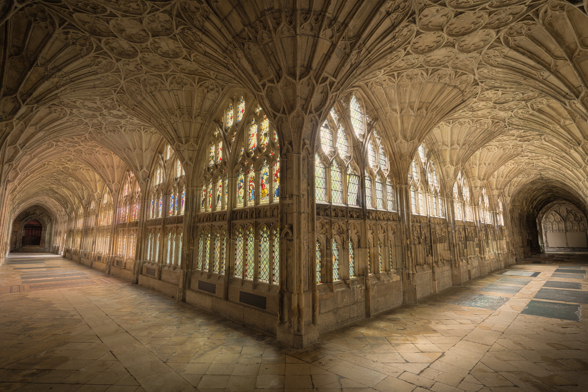 Le cloître de la cathédrale de Gloucester : Un lieu magique — Gloucester Cathedral