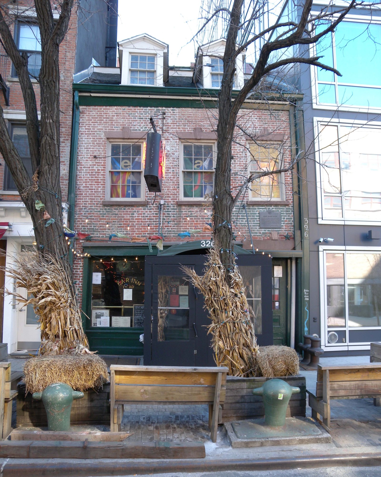 Ear In - New York | Secret World Trip Planner