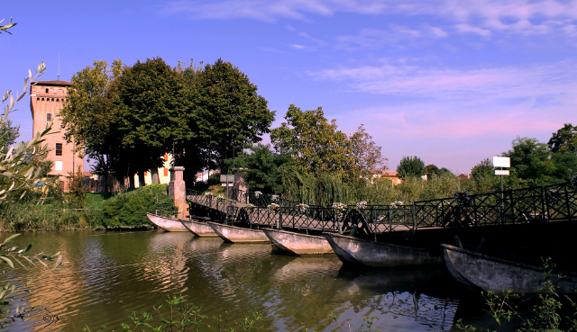 Jembatan Ponton - Commessaggio Inferiore | Secret World Trip Planner