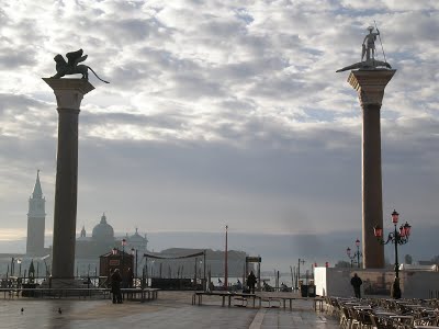 Η Βενετία και η τρίτη στήλη που λείπει - Venezia | Secret World Trip Planner