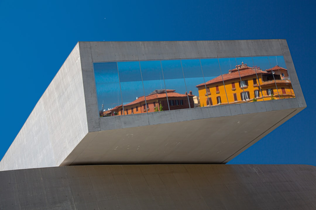 Zaha Hadid a MAXXI-Múzeum umenia XXI storočia - Roma | Secret World Trip Planner