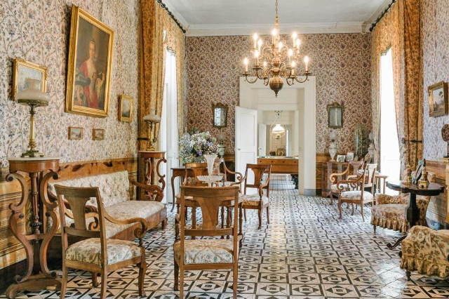 Candida Gonzaga 的 Filangieri 庄园 - San Paolo Bel Sito | Secret World Trip Planner