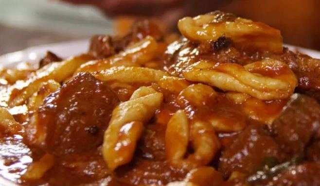 Fsilli com molho de lebre - Pescara | Secret World Trip Planner