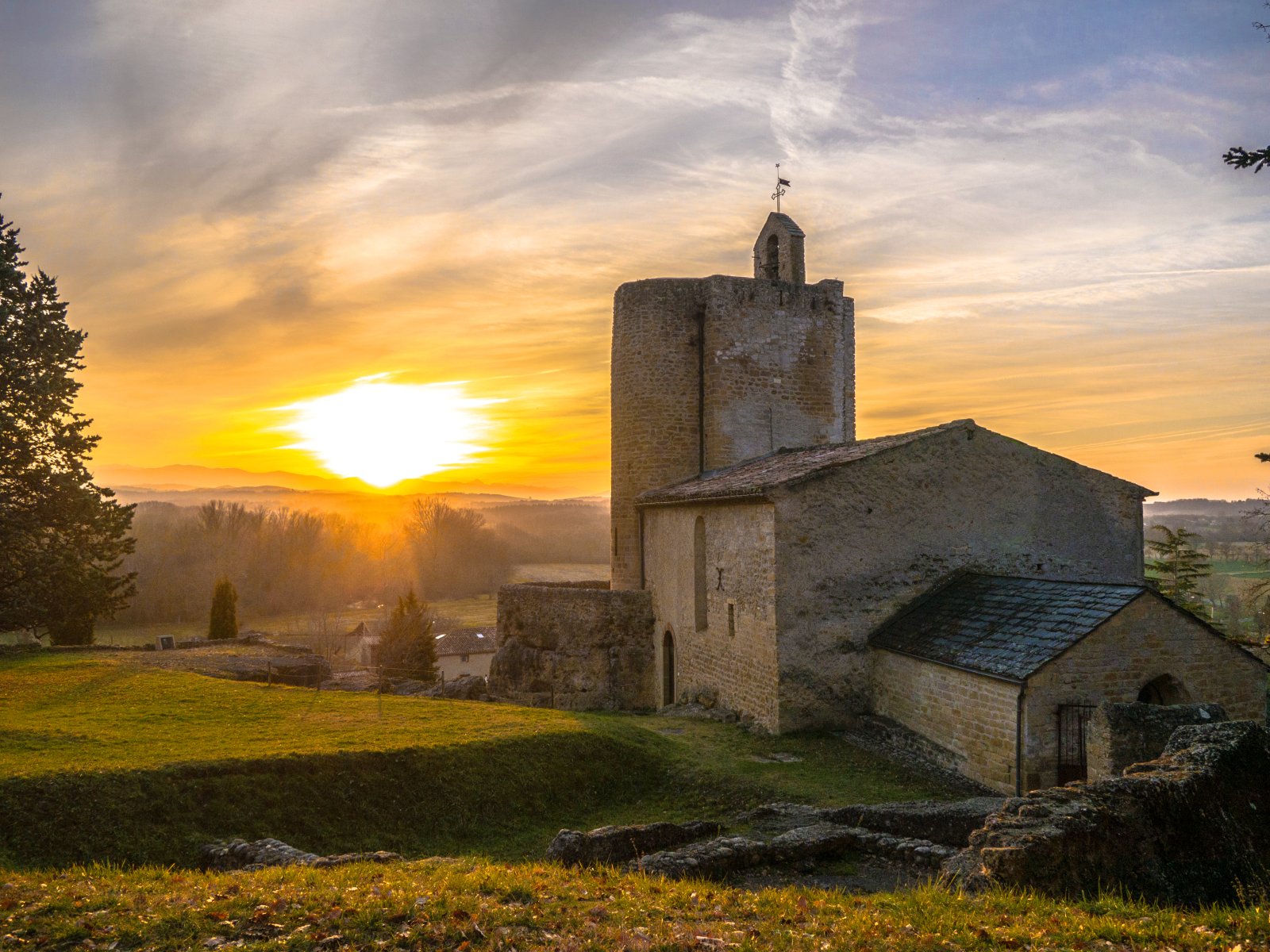 L'église Notre-Dame de Vals - Vals-les-Bains | Secret World Trip Planner