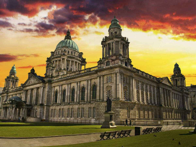 Hôtel de ville de Belfast - Donegall Square N | Secret World Trip Planner