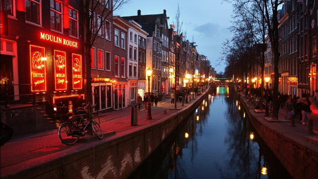 Red Light District - Amsterdam | Secret World Trip Planner