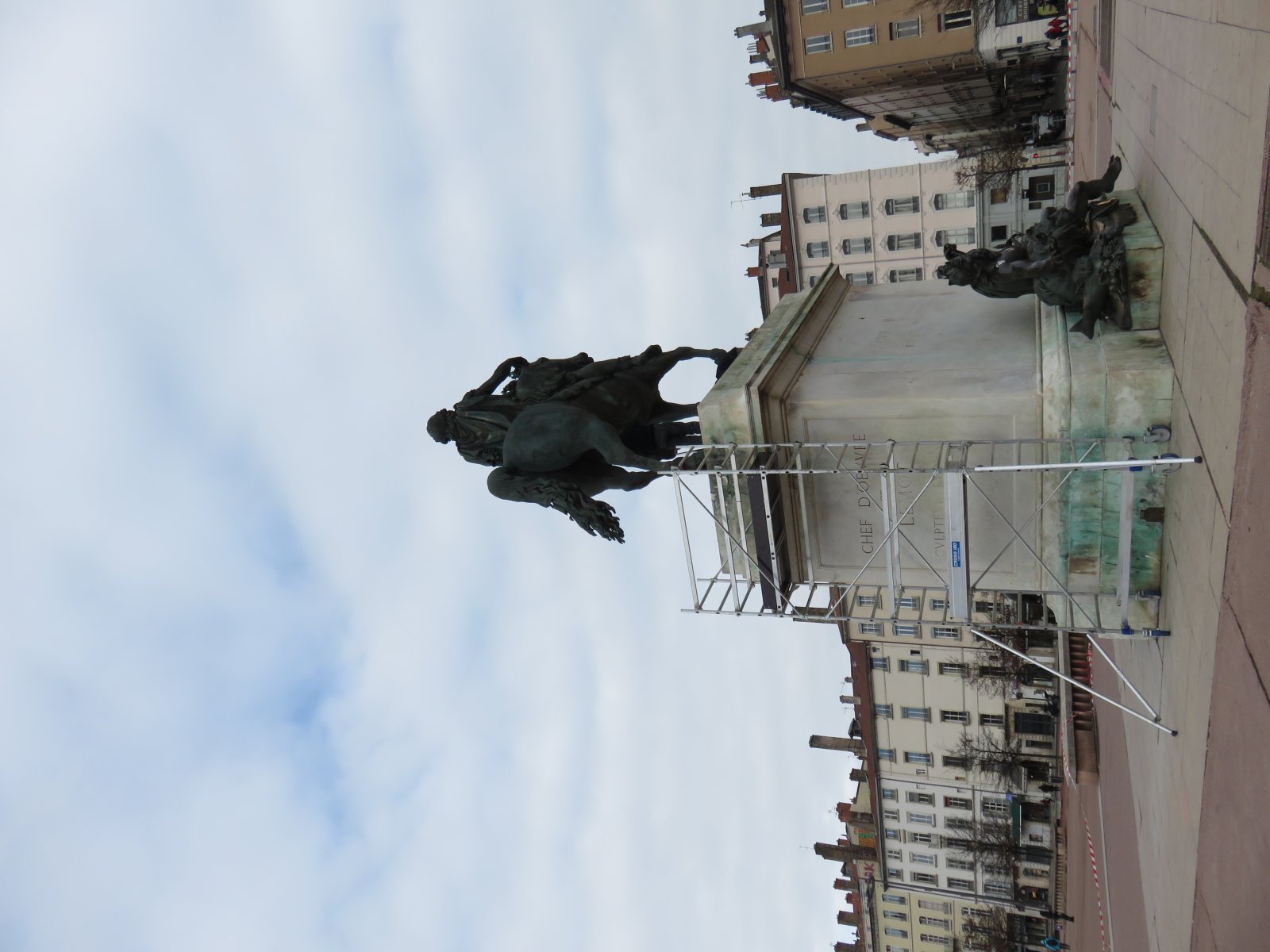 Place Bellecour, le cœur de Lyon - Lyon | Secret World Trip Planner