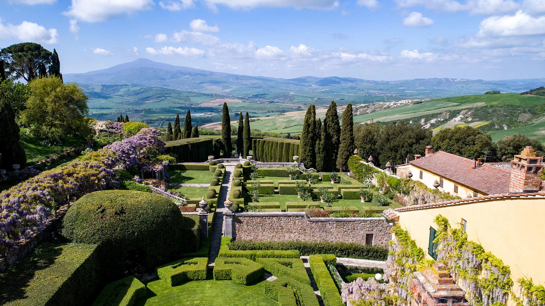 La Foce, выдатная тэраса на Валь-д'орча - La Foce | Secret World Trip Planner