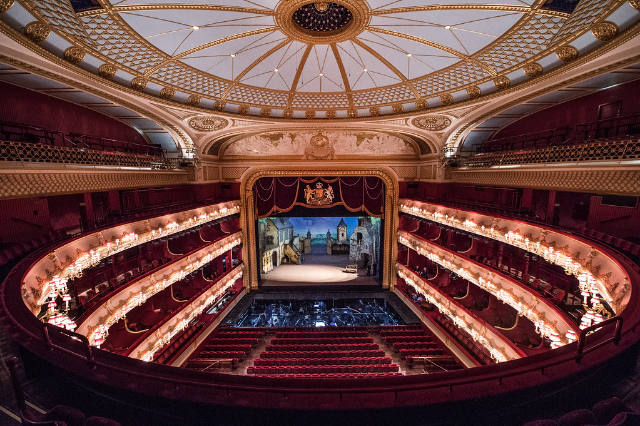 Kráľovská opera - Bow St | Secret World Trip Planner