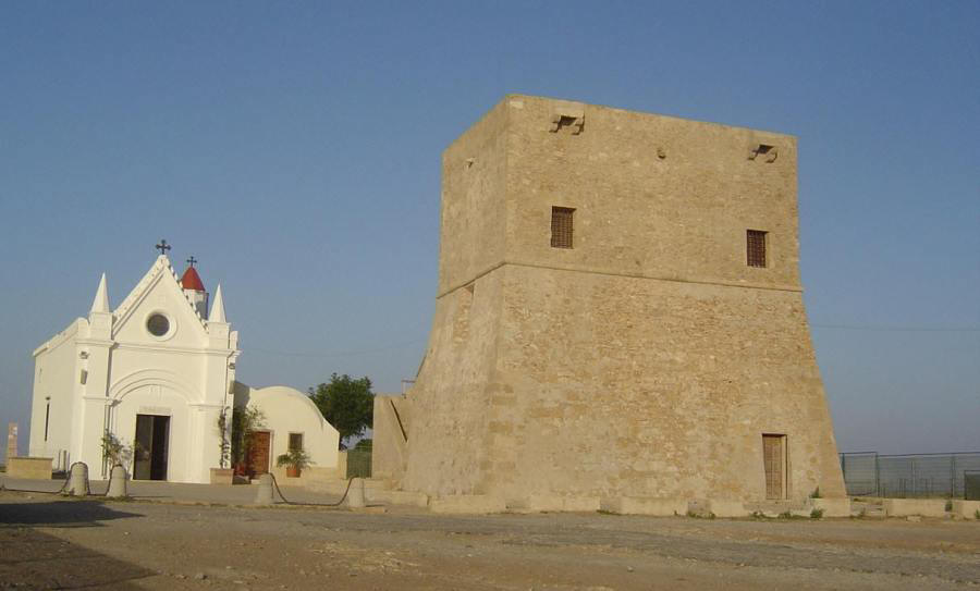 Capo Colonna a Archeologický Park - Capocolonna | Secret World Trip Planner