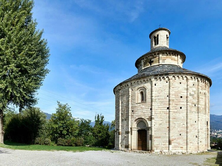 ที่ Rotonda ไดซาน Tomè - Almenno San Bartolomeo | Secret World Trip Planner