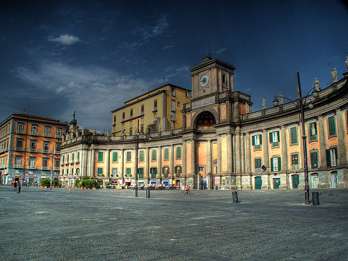 Dante alun-alun - Napoli | Secret World Trip Planner