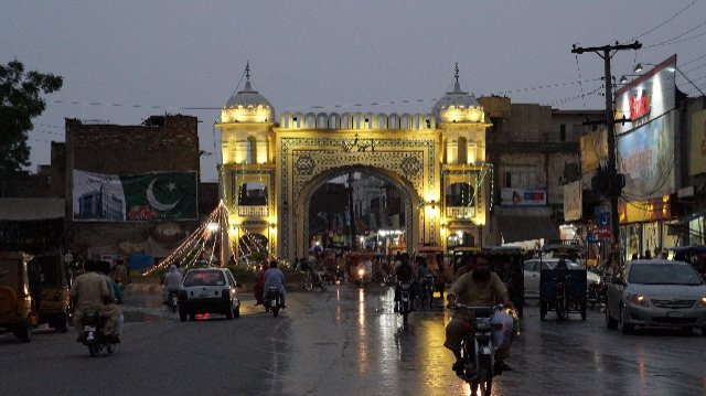 Fareed Gate - Bahawalpur | Secret World Trip Planner