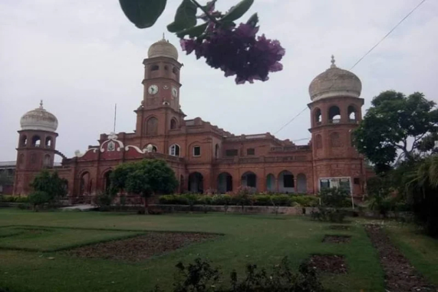 Sadiq Dane High School, - bhabhrana | Secret World Trip Planner