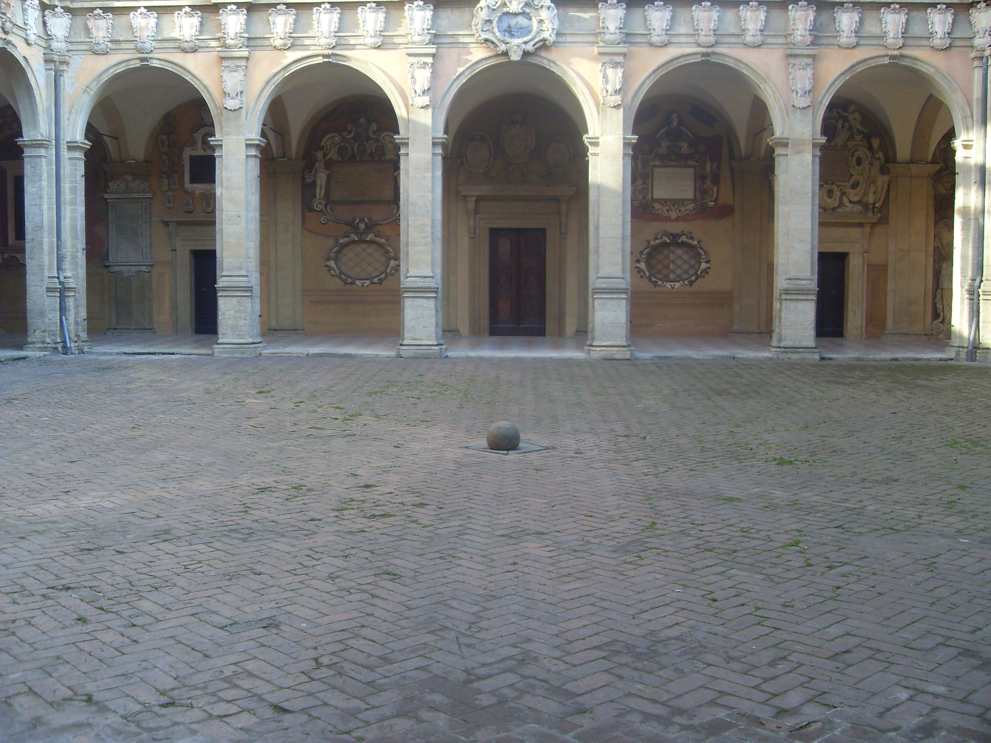 Théâtre anatomique d'Archiginnasio - Bologna | Secret World Trip Planner