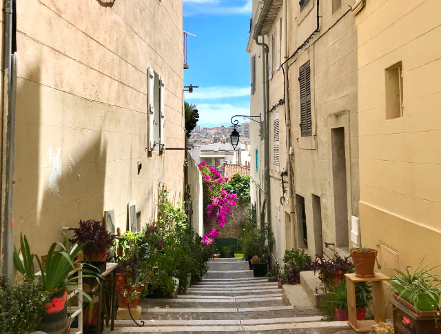 The Basket - Marseille | Secret World Trip Planner