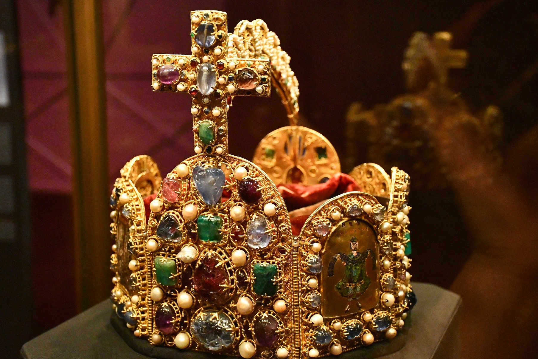 La Kaiserliche Schatzkammer (chambre du trésor impérial) est une section de la Hof — Wien
