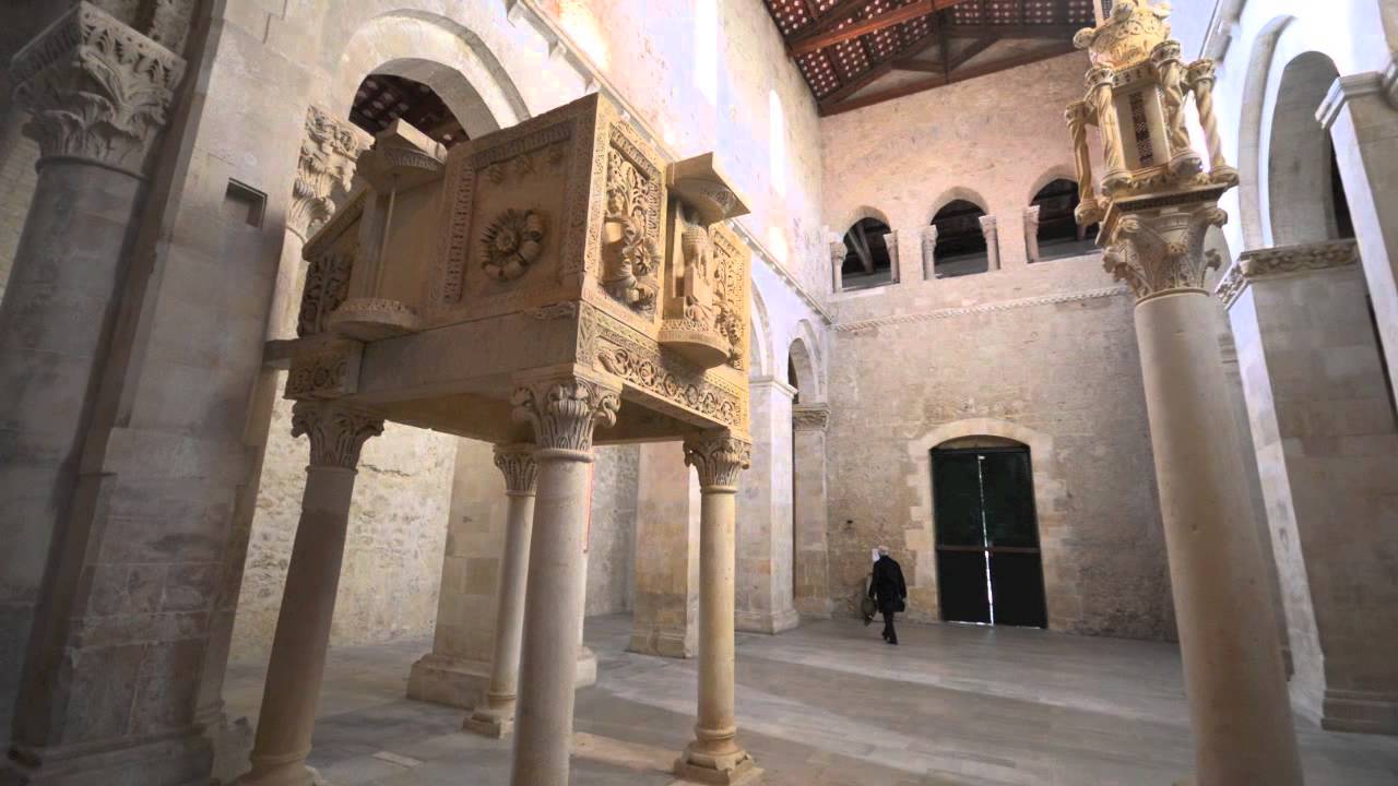 Abbey e San Clemente a Casauria - San Clemente | Secret World Trip Planner