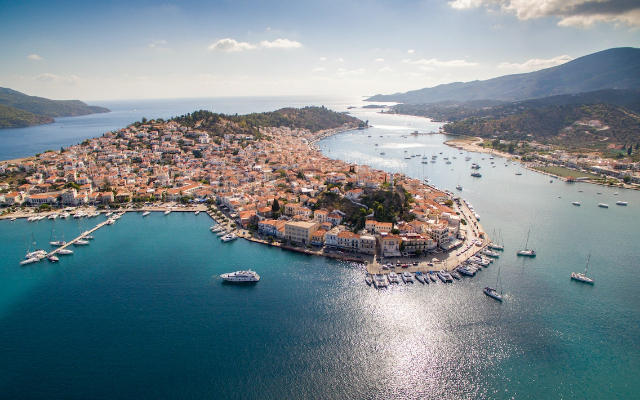 Die Insel Poros - Poros | Secret World Trip Planner