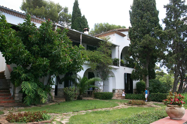 圣托斯皮尔别墅 - Saint-Jean-Cap-Ferrat | Secret World Trip Planner
