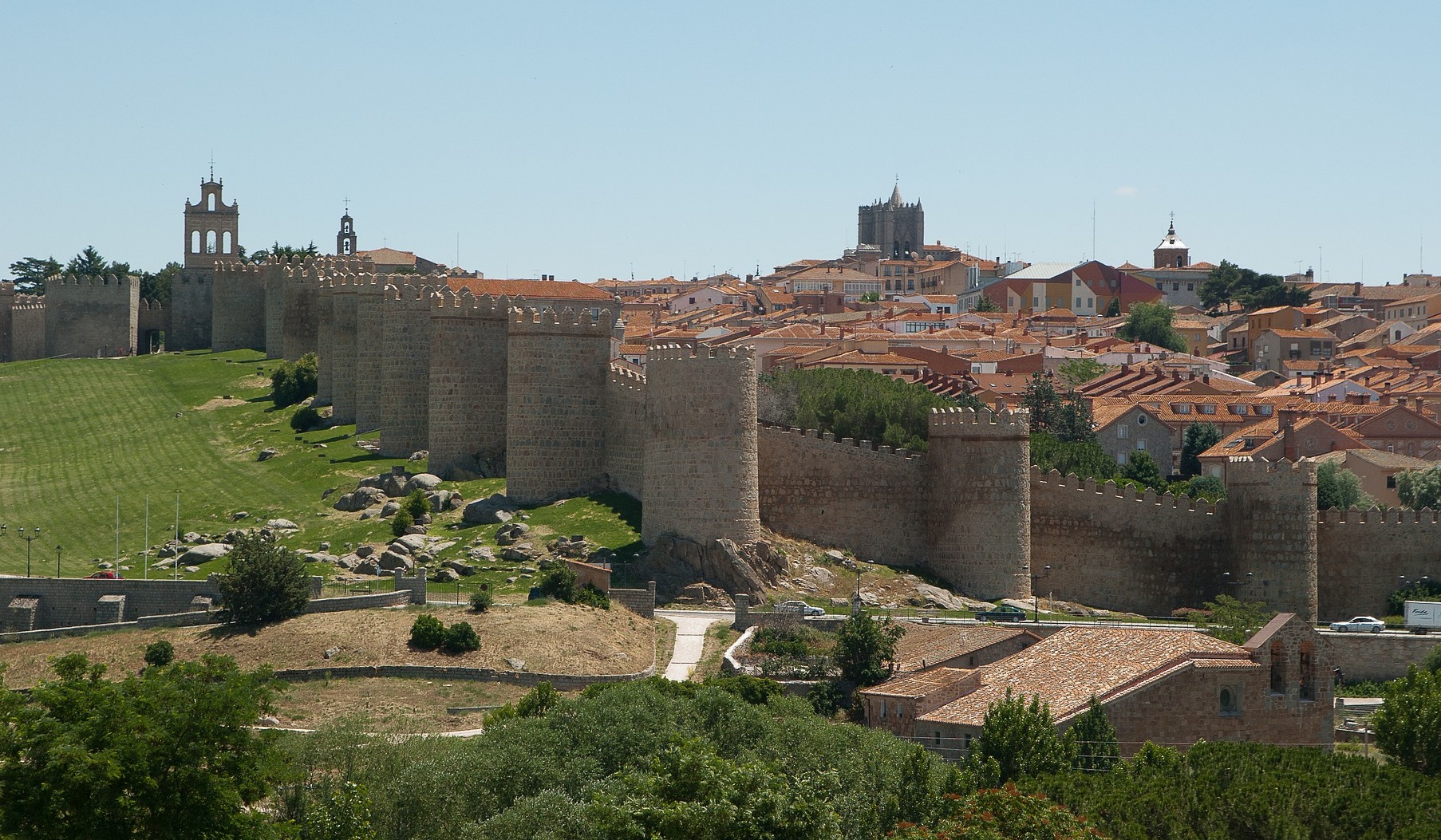 Avila and its splendid medieval walls — Ávila