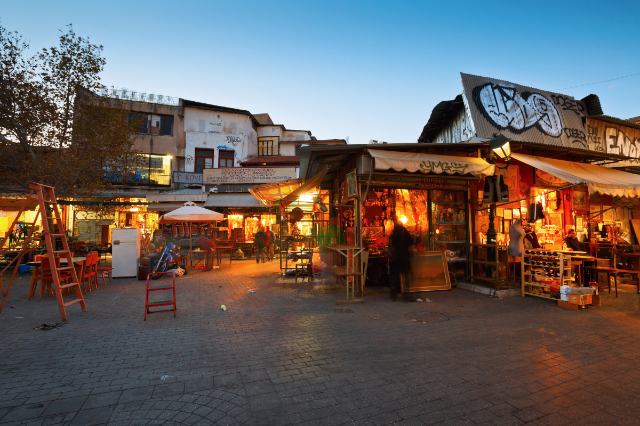 Avissinia: La meta dell'antiquariato - Athina | Secret World Trip Planner
