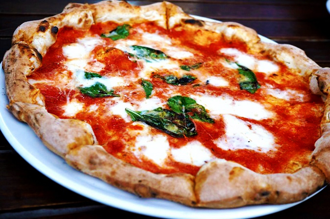 La Pizza Margherita et sa légende - Napoli | Secret World Trip Planner