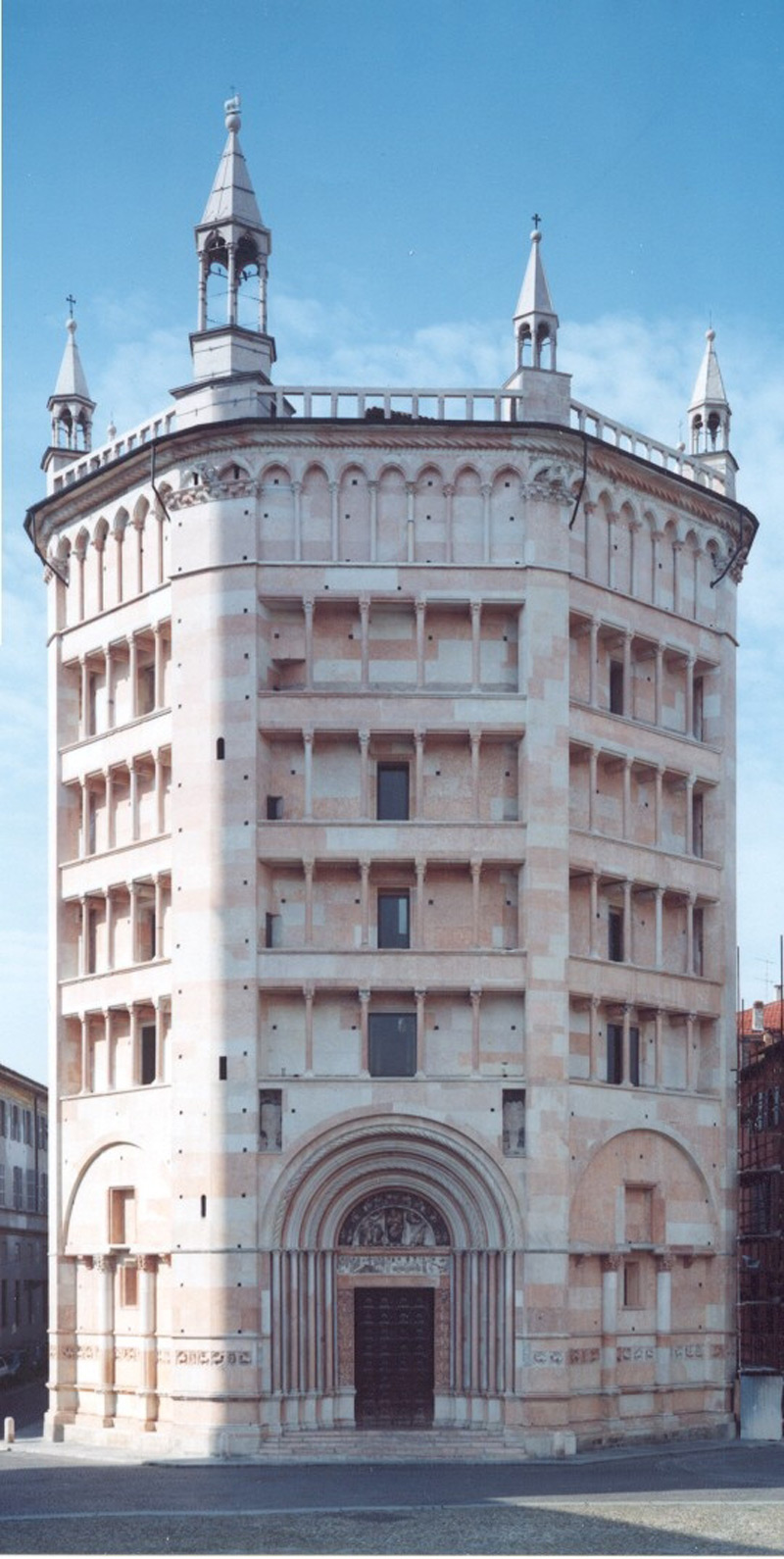 Parma Baptisteerium - Parma | Secret World Trip Planner